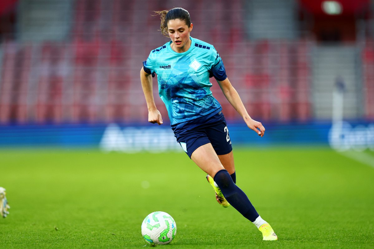LC_Lionesses's tweet photo. freya godfrey is rapid btw. https://t.co/fcTNhlwT8w