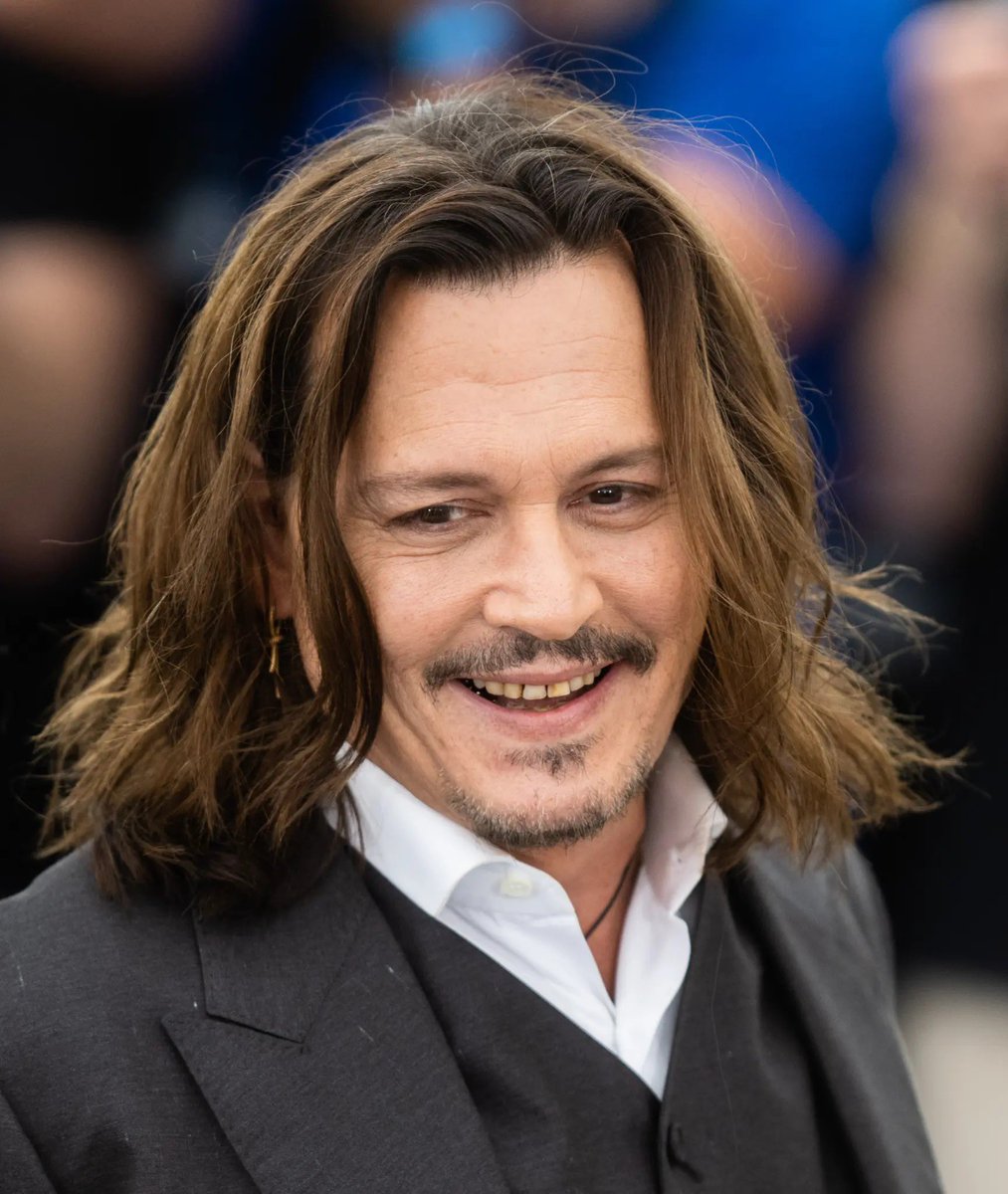 RAM1IO's tweet photo. Johnny Depp restored his reputation through the trial after proving that the accusations against him were misleading, and that he was the one who had been wronged both by the media and personally. The case was a lesson in how the media can attack someone based on a one-sided narrative without verifying the truth. It took him years to prove his innocence. His case is very similar to Soo Hyun’s—he is now facing a global and local media and personal war against him, but he will come out victorious. And the news of his proven innocence will spread even more widely than the false accusations ever did.

#KimSoohyun 
#KimSaeRon
 #김수현