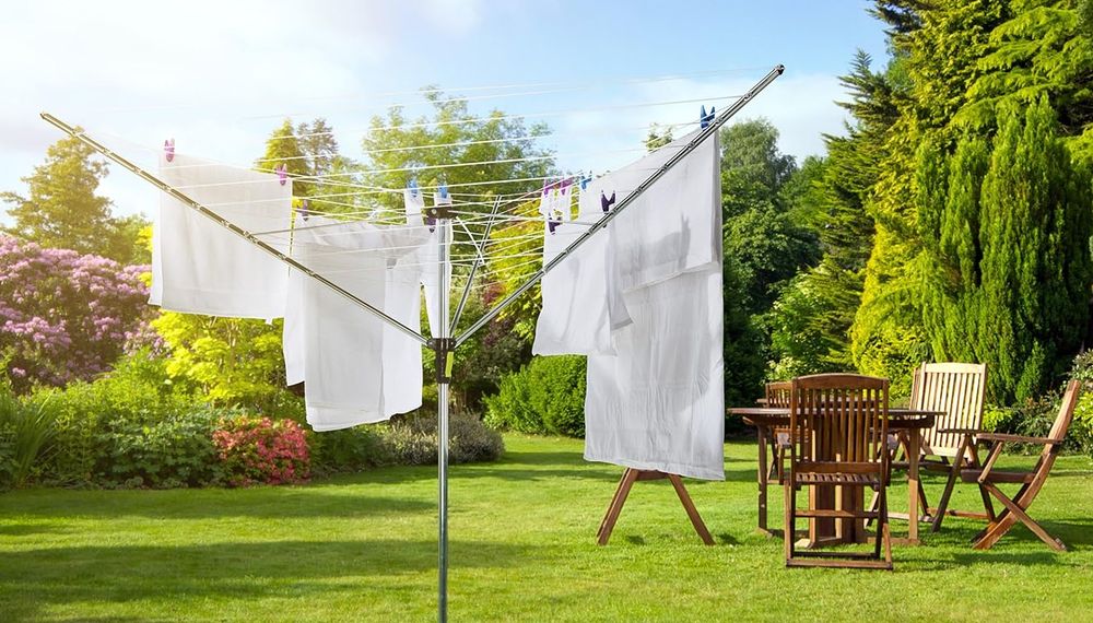 alt64alto's tweet photo. Quick-Dry Hack: Freestanding Rotary Washing Lines

For those with outdoor space, a rotary clothes airer can simplify laundry tasks while being gentle on both your garments and the environment.

https://t.co/33h4wWufG8 https://t.co/qq5gkJezCk
