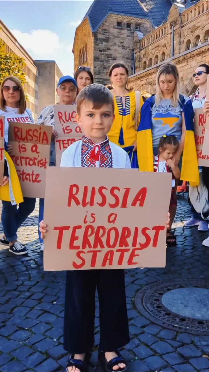 ScoutFella's tweet photo. Agreed!
#WitkoffOut
@POTUS @SecDef @RepJoeWilson @SecRubio
Slava Ukraini! ๐บ๐ฆ๐๐
#UkraineWillWin
#RussiaIsATerroristState
#BringKidsBackUA
#MakeAmericaBritainAgain https://t.co/uRQknkvyMl