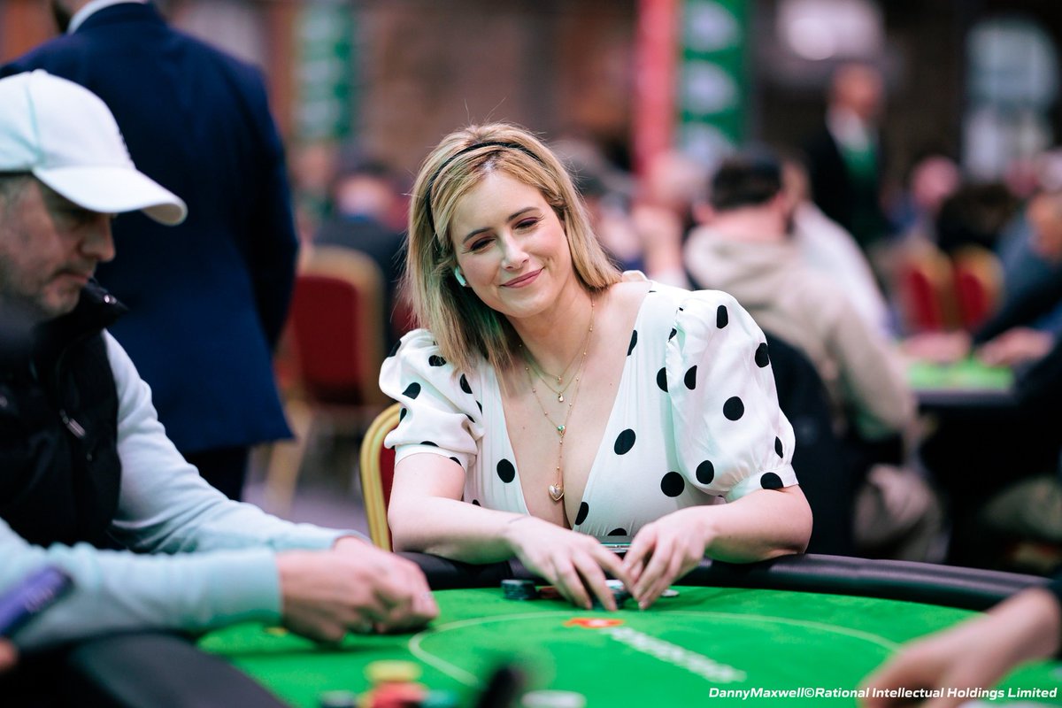 Vanessa Kade tweet media