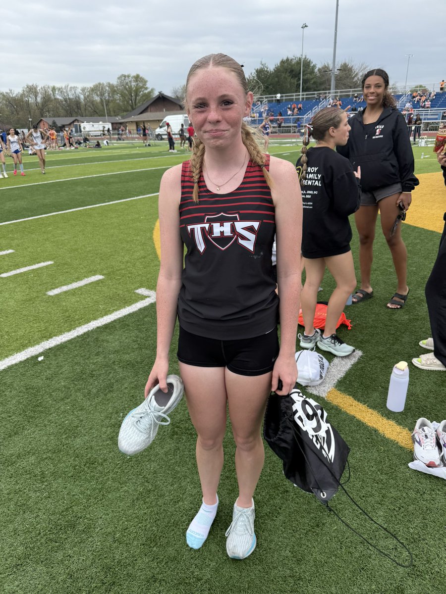 triadtrackgirls's tweet photo. Kacey Ruger new PR of 2:30.83 in the 800! Good enough for 6th! https://t.co/CFXkePGZIo