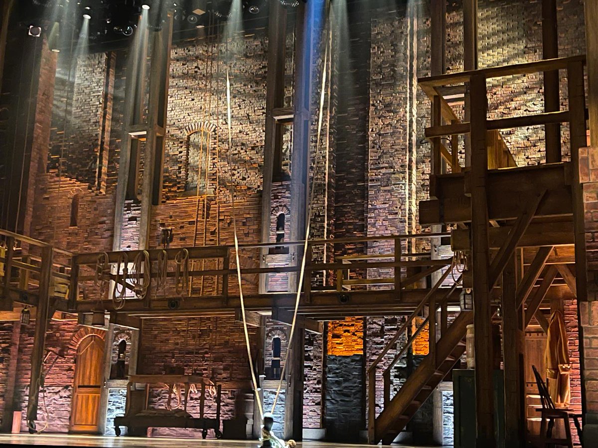 gsabraham81's tweet image. Back in the Room where it happens! ๐ #HamiltonTour @mayflower