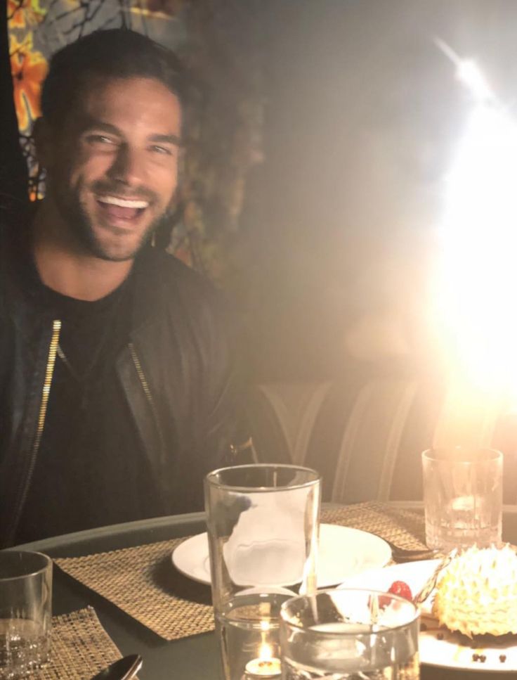 ㅤㅤㅤㅤㅤㅤㅤㅤㅤㅤㅤㅤ

ᅠㅤᅠ
••• 𝟭𝟴 / 𝟬𝟰.  🎂
📸 <a href="/QueenSWoodsen/">𝗦.</a>.
 ㅤㅤㅤㅤㅤㅤㅤㅤㅤㅤㅤㅤ