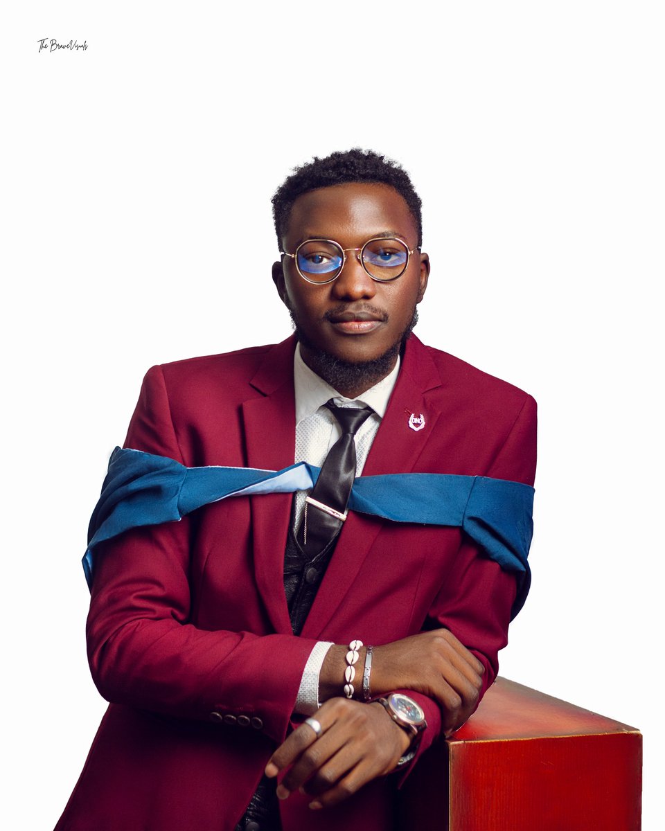favour_jb_'s tweet photo. Grateful for this incredible journey: graduating as the only First Class Honours student in Guidance and Counselling (Class of 2022), University of Jos. God’s grace carried me through. Thank you to my family, friends, and supporters. The best is yet to come for Ovye Favour Bawa. https://t.co/szyWHeHpVk