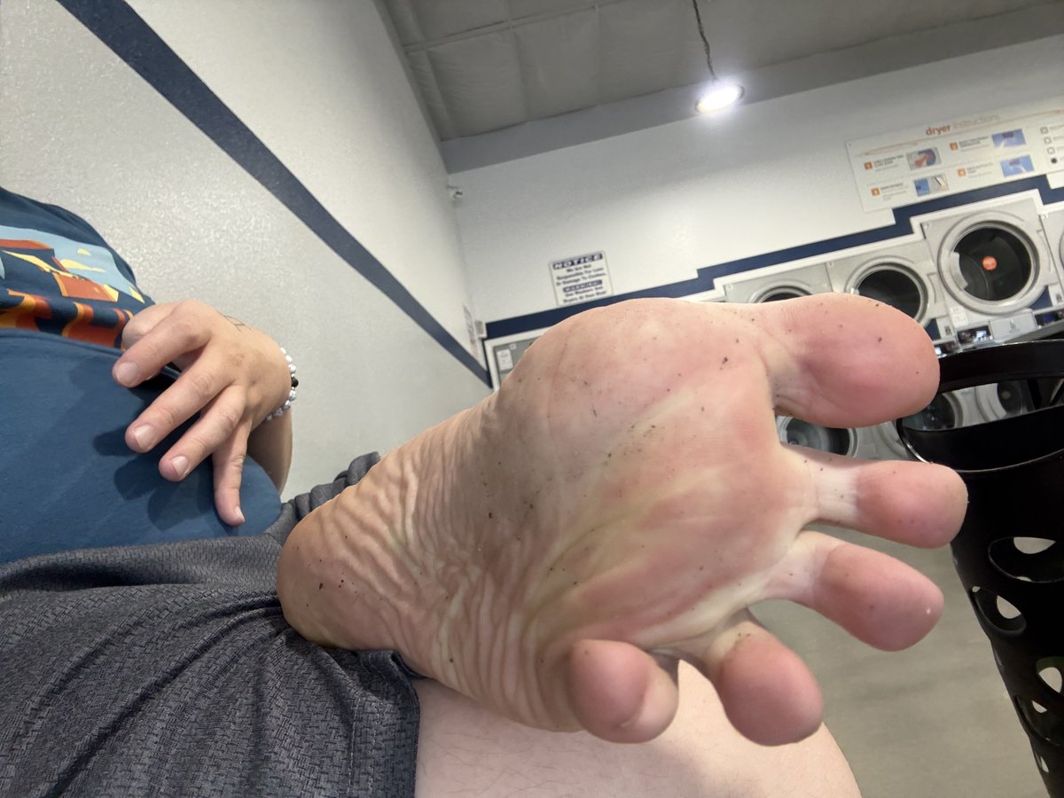 Dude, my own feet make me horny. Legit jacked off to this before posting 😈. Enjoy! 

#GayBait #FootFetish
#gayfeet #malefeet #footfetish #gayfootfetish #feet #maletoes #malesoles #footworship #gay #instagay #gaysoles #gaytoes #malefootfetish #feetlovers #footporn #feetporn