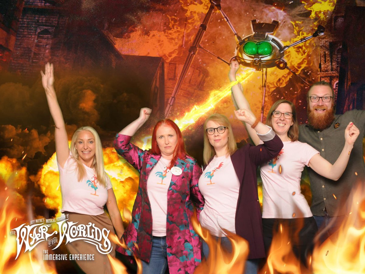 At the <a href="/bppulseLIVE/">bp pulse LIVE</a> on #TheEveOfTheWar with <a href="/twotwofficial/">TheWarofTheWorlds</a>-flashback to survivors found at the immersive experience on our hen do in 2022!