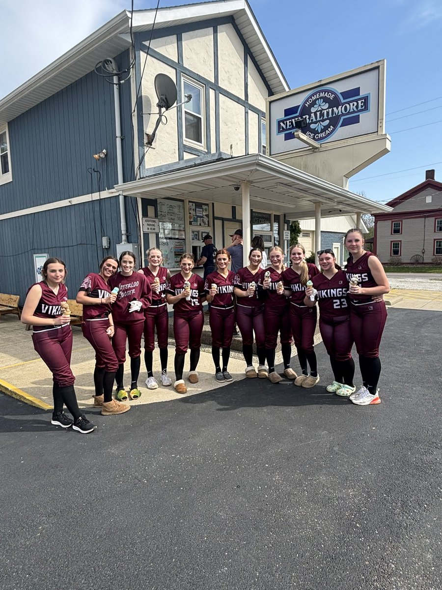 Good Friday…no school…game at 2:00…A WIN…and victory ice cream on opening day at New Baltimore! 
Doesn’t get much better than that! 
#vikingpride🥎❤️