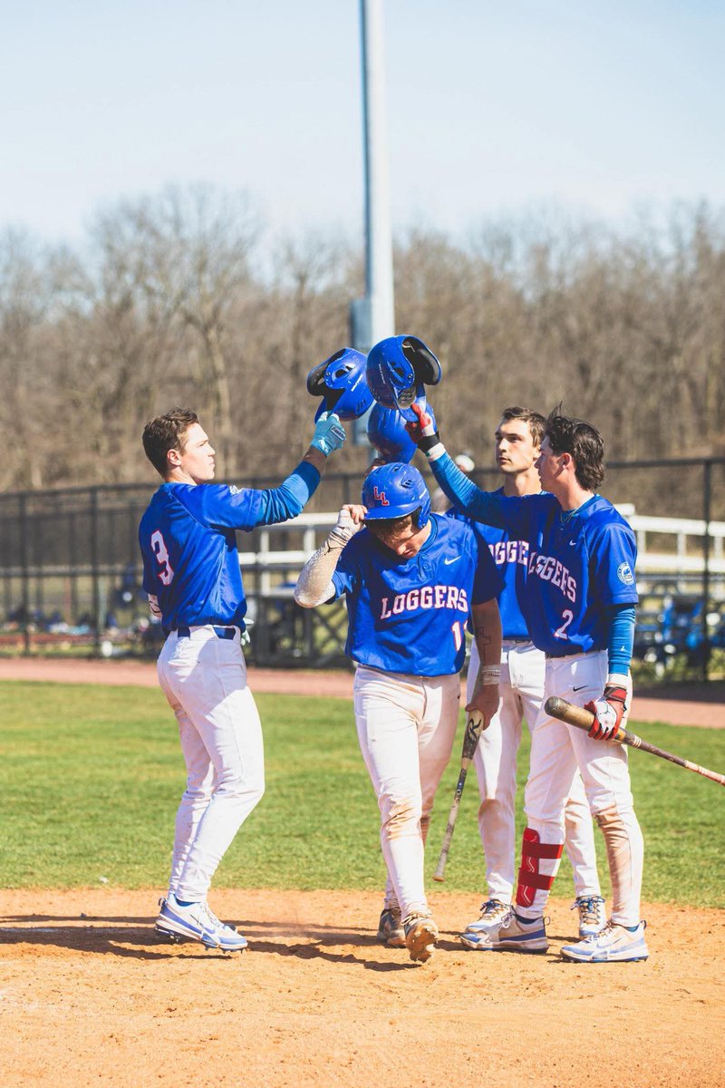 Loggers take game one to start the series 15-11 ✅

WP - Charpentier 

Turner - 2-3 4R 2BB 2SB 
Winkler - 2-5 2B 2RBI 3R BB 2SB 
Hendrickson - 3-5 2B 5RBI R 
Mugele - 2-6 RBI SB 
Glenn - 2-5 RBI R BB 
Neuhoff - 3-Run HR💣 

Game 2 starting in 30 minutes ‼️