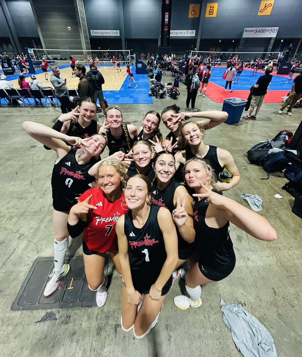 Windy City National Qualifier
Chicago Illinois 
Day 1️⃣

✅ Rock City 17-1
🚫 CO Jrs 17-1
✅ Jupiter Elite 17-1

17G is moving ⬆️