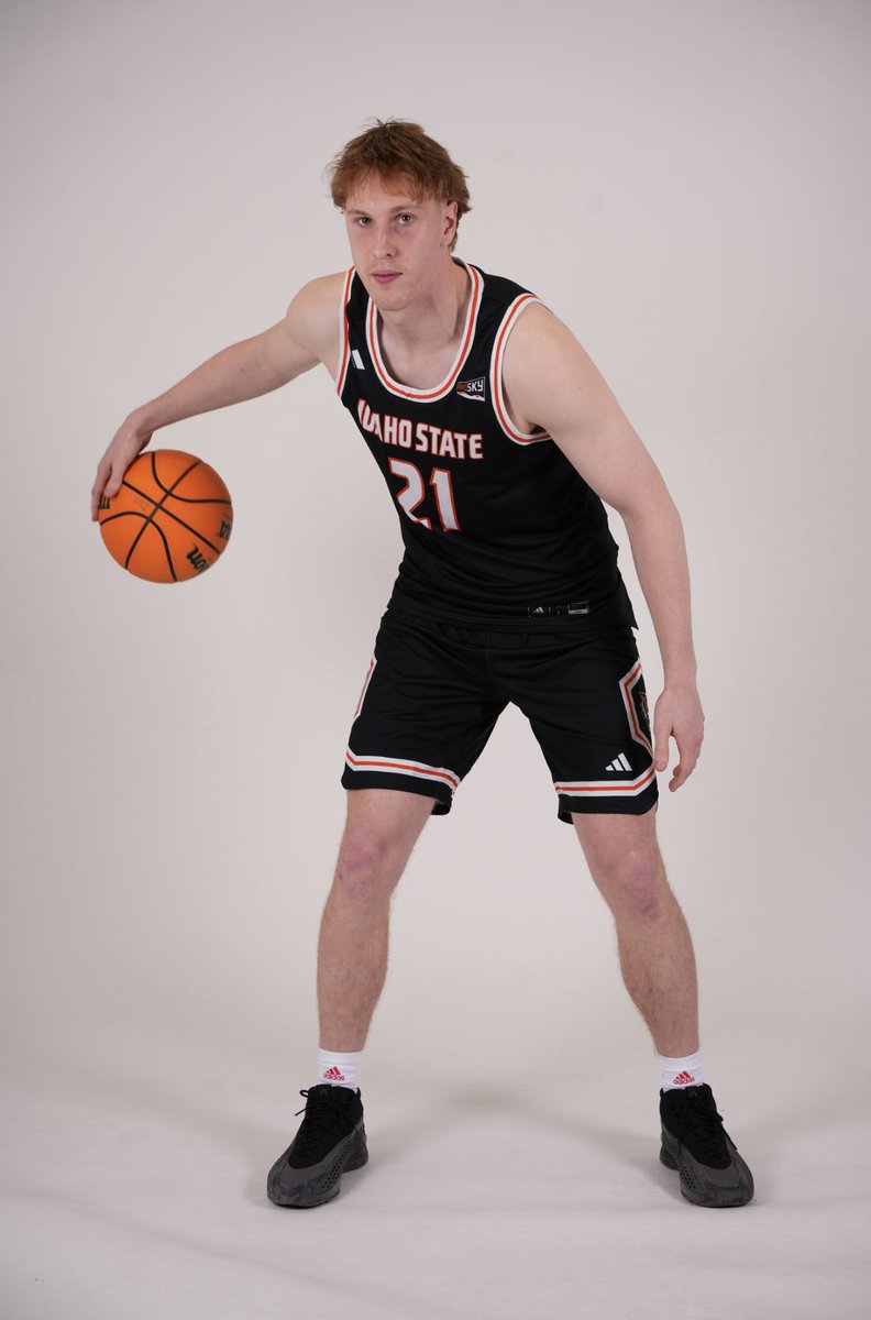 LachyBrewer's tweet photo. Committed! @IdahoStateMBB #6 https://t.co/lOwyAxdqqO
