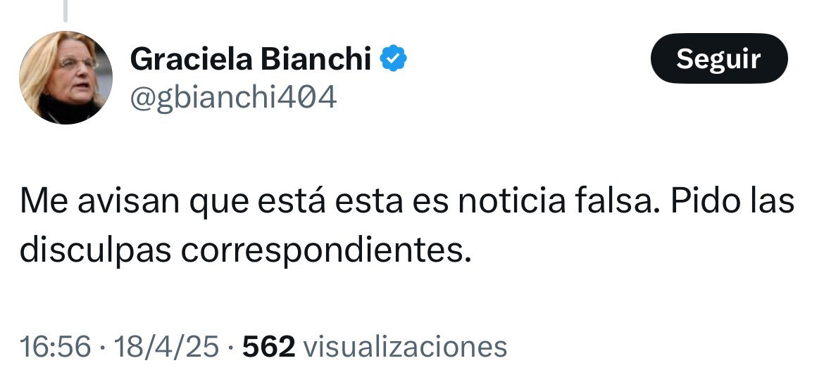 Ihavetweeter's tweet photo. Sabe que la imagen es un fake pero no la borra, porque si puede seguir generando odio bienvenido sea. Después la vemos pidiendo ética y honestidad. Un personaje nefasto. La peor mierda de la política. https://t.co/irE5RuEUd7
