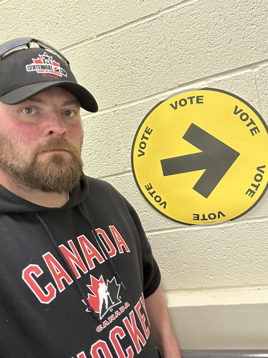 LeafsMaz20's tweet photo. If you are happy w/ all that has transpired over the last 9 yrs… cool but go #Vote
If you are desperate to see a change in our beautiful country… cool but go #Vote
I don’t care how you vote & don’t want to know, just go #Vote
#AdvancedPolls open all weekend
#ElectionCanada https://t.co/JIDI3F70Mt