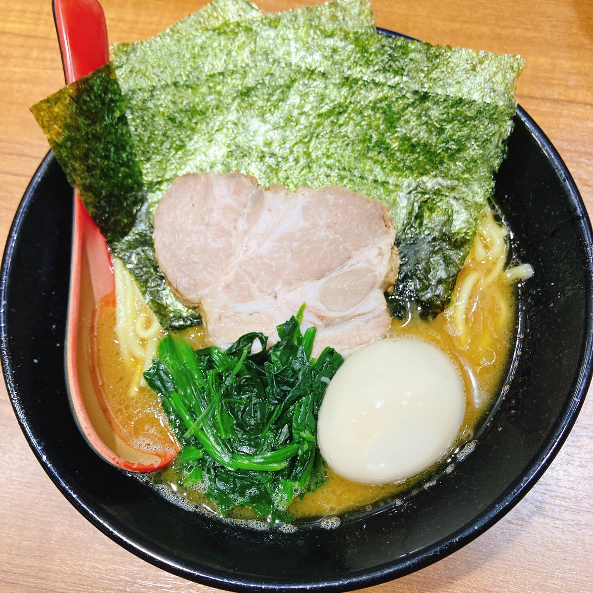 jmrt911's tweet photo. 神様なんていないよ。いるのは、ぼろぼろの私だけだ。 https://t.co/kyX30dgBw3