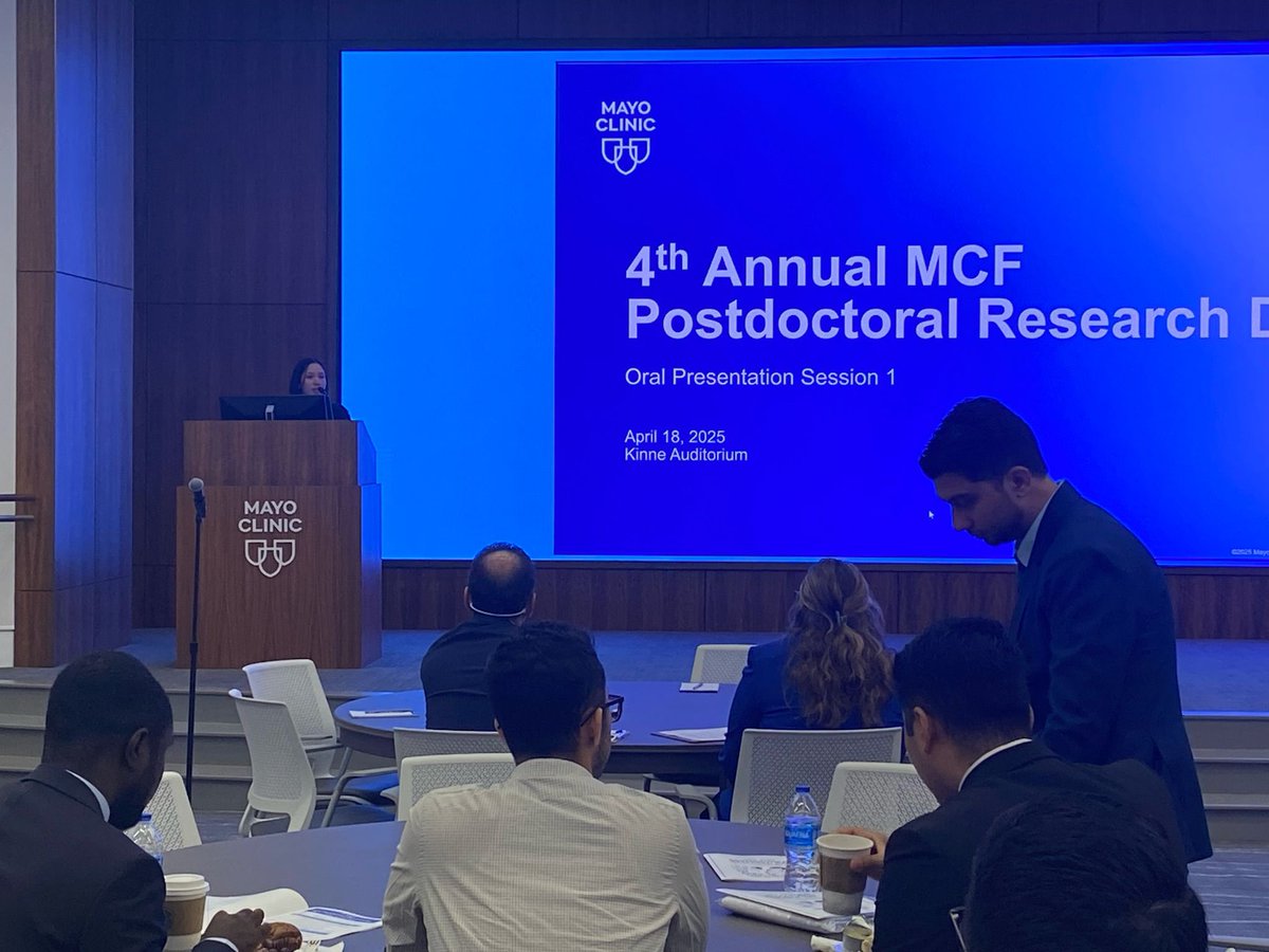 It’s an honor to be chairing the first oral session, showcasing the great work of our colleagues and friends during today’s Postdoctoral Research Day 📚⚕️
Last photo: a great orthopedic surgeon friend who should definitely stick to surgery, not photography 😅