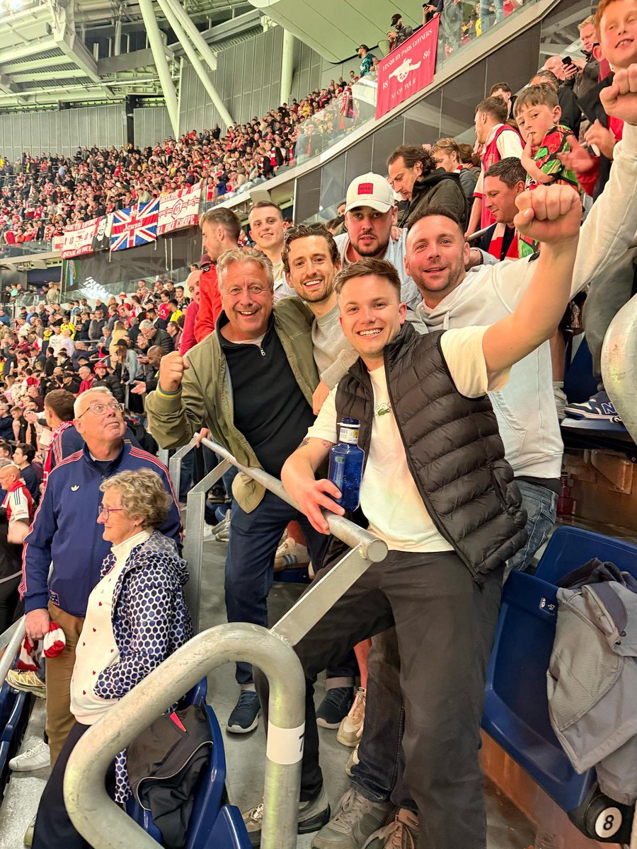 Mitchy 🗣 tweet media