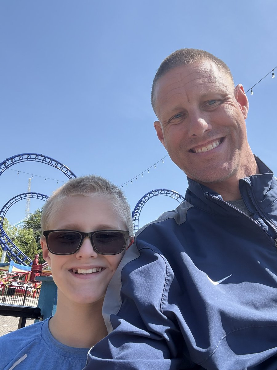 Dudes day at Carowinds!