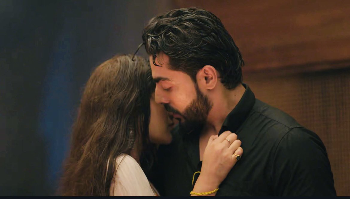 Candyypopop's tweet image. Nothing just missing my fetus runakiya ☹️💕

#Runak #Jhanak
#KrushalAhuja #HibaNawab