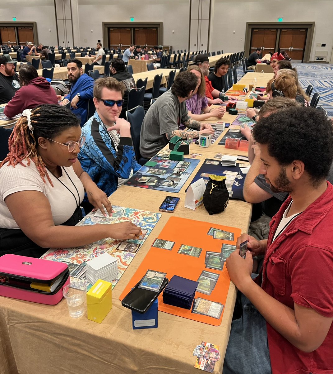 CoolStuffInc's tweet image. Creators are throwing it DOWN at our Creator Clash! 😤🏁

#CSCON