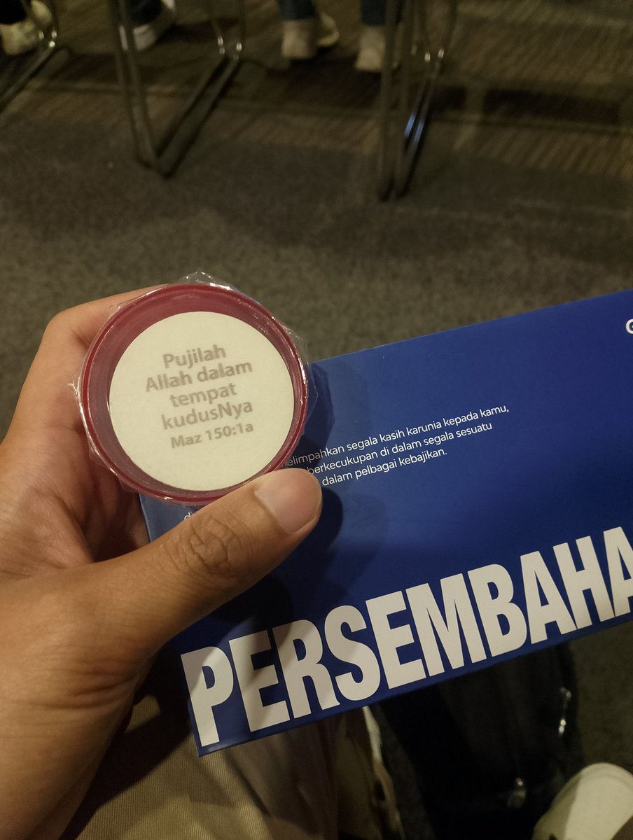 SayHyToMe's tweet photo. Terimakasih atas hari ini, udah capek-capek ngikutin dari gereja sampai nonton film malam ini untuk mau rayain ultah ku. Walaupun kadang dia ada kurangnya, tapi dia mau menerima kekuranganku, Love u more Bagudungku❤️❤️. 
#MEDAN https://t.co/BLOFPq9jh9