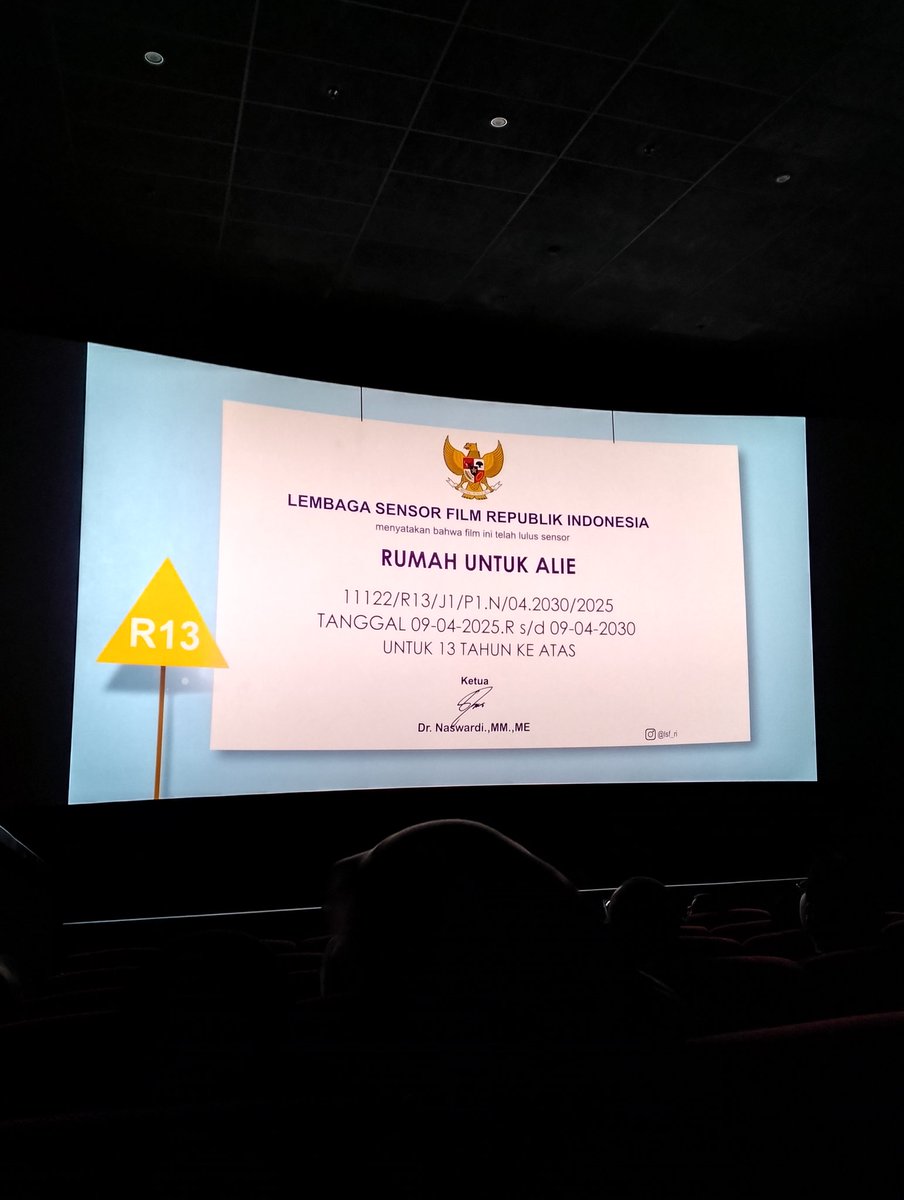 SayHyToMe's tweet photo. Terimakasih atas hari ini, udah capek-capek ngikutin dari gereja sampai nonton film malam ini untuk mau rayain ultah ku. Walaupun kadang dia ada kurangnya, tapi dia mau menerima kekuranganku, Love u more Bagudungku❤️❤️. 
#MEDAN https://t.co/BLOFPq9jh9