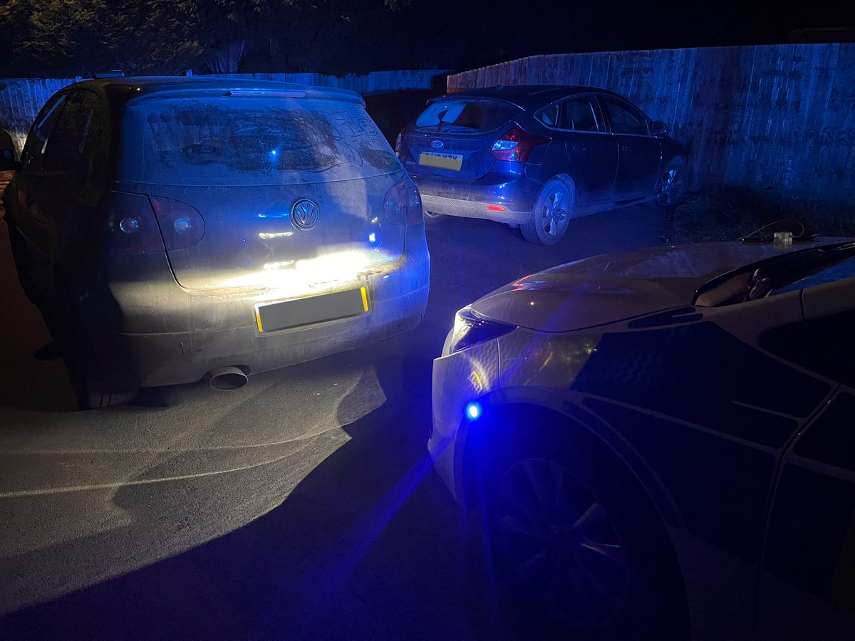 BrierleyHillWMP's tweet photo. This ‘88’ plate golf on false plates was sighted and pursued through Kingswinford and Pensnett this morning. The 16 year old driver soon gave up, and jumped in the back. He has been arrested, including for the knife found within the vehicle. #BUnitResponse https://t.co/esgz78FbGB