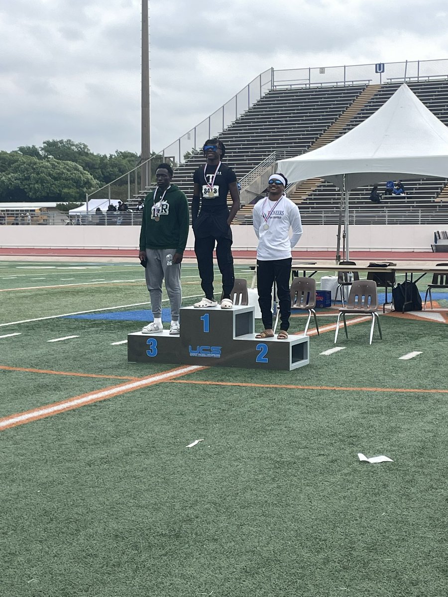 BOSWELL TRACK/XC (@boswellpioneer1) on Twitter photo 