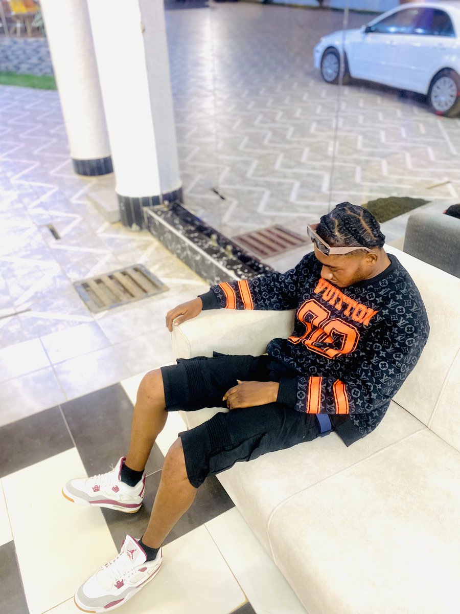 FeelingBoy20's tweet photo. Where dem boys 🤣!? https://t.co/3Ix2TmancQ