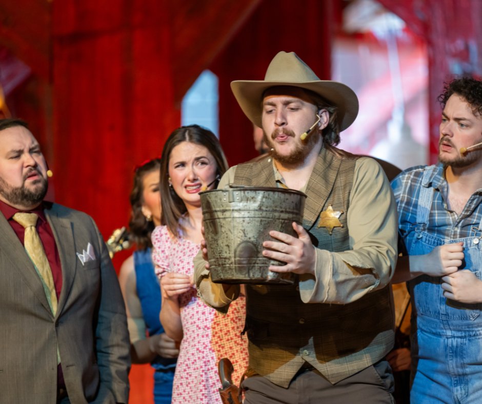 Hatfield & McCoy Dinner Feud tweet media