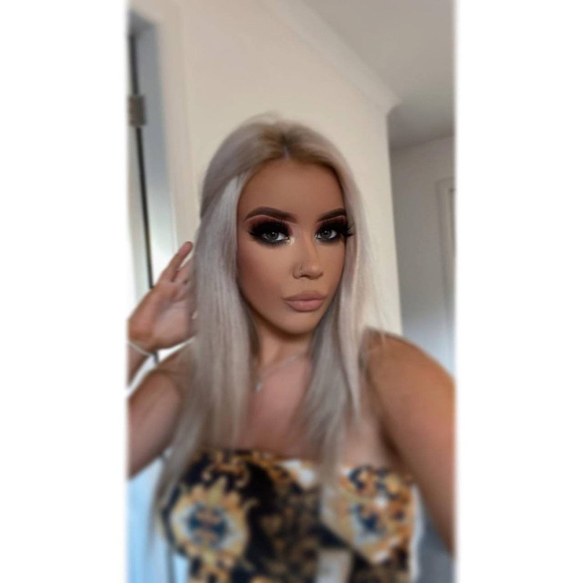 Miss69Charlotte's tweet photo. 24hr DEBT RT GAME
Fellow Dommes &amp; obedient subs help me bury this pathetic wallet into delicious, long-term debt.Make him feel every pound vanish for your pleasure and mine.
£5 per view
£25per comment/RT
Dommes: unlimited teasing
Subs:10 comments max make them count.
#debtgame https://t.co/vPI3kZvvA4