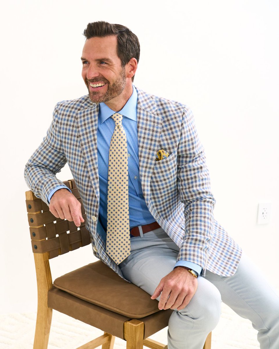 CulwellandSon's tweet image. Hop into Easter in style at Culwell &amp;amp; Son! 🐰 Find your Sunday best with suits, shirts, and accessories that will make you stand out this season.

#mensfashion #customsuit #menswear #dallasfashion #classicmenswear #tuxedo #mensapparel #dressshoes #boyswear