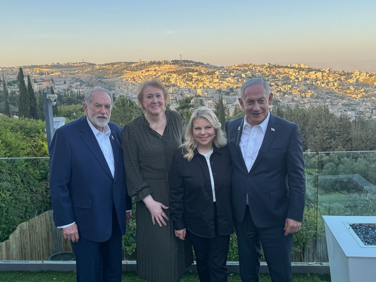USAmbIsrael's tweet photo. It was a tremendous honor to spend my first Friday night dinner as Ambassador with my good friend @IsraeliPM Netanyahu in Jerusalem. https://t.co/G9vnFXdLyb