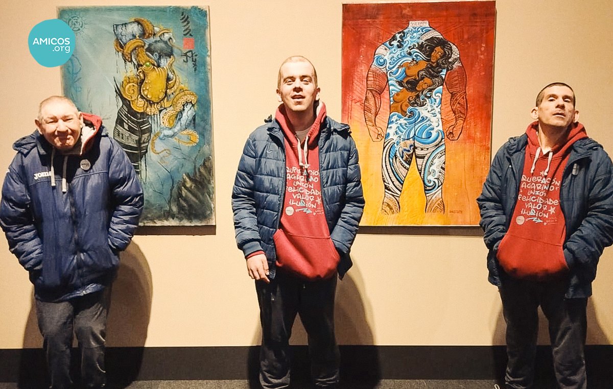 Los AMICOS visitamos la expo “Tattoo. Arte bajo la piel” en la <a href="/CidadedaCultura/">Cidade da Cultura</a> y... ¡salimos sin tatuajes, pero con muchas ideas! 😜

Una expo genial llena de historia, cultura, y mucho arte bajo la piel 😍📸

#AmicosEnRuta #ExpoTattoo #ArteConTinta #TattooLovers #MuseoGaiás