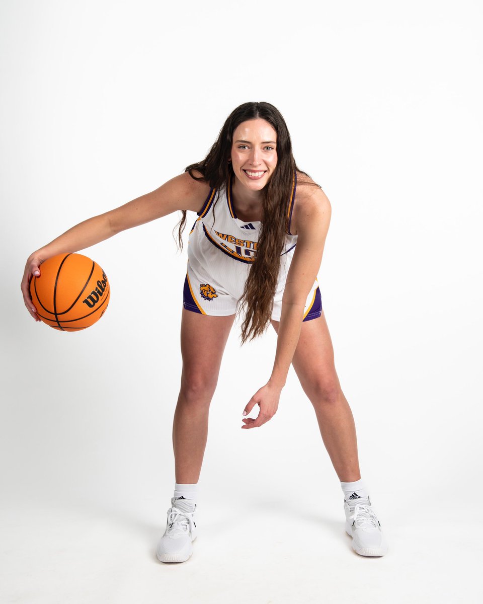 MalloryShetley's tweet photo. Sooooo excited for my next chapter!! 💜💛 #committed #GoNecks https://t.co/7RlTYOMVLU