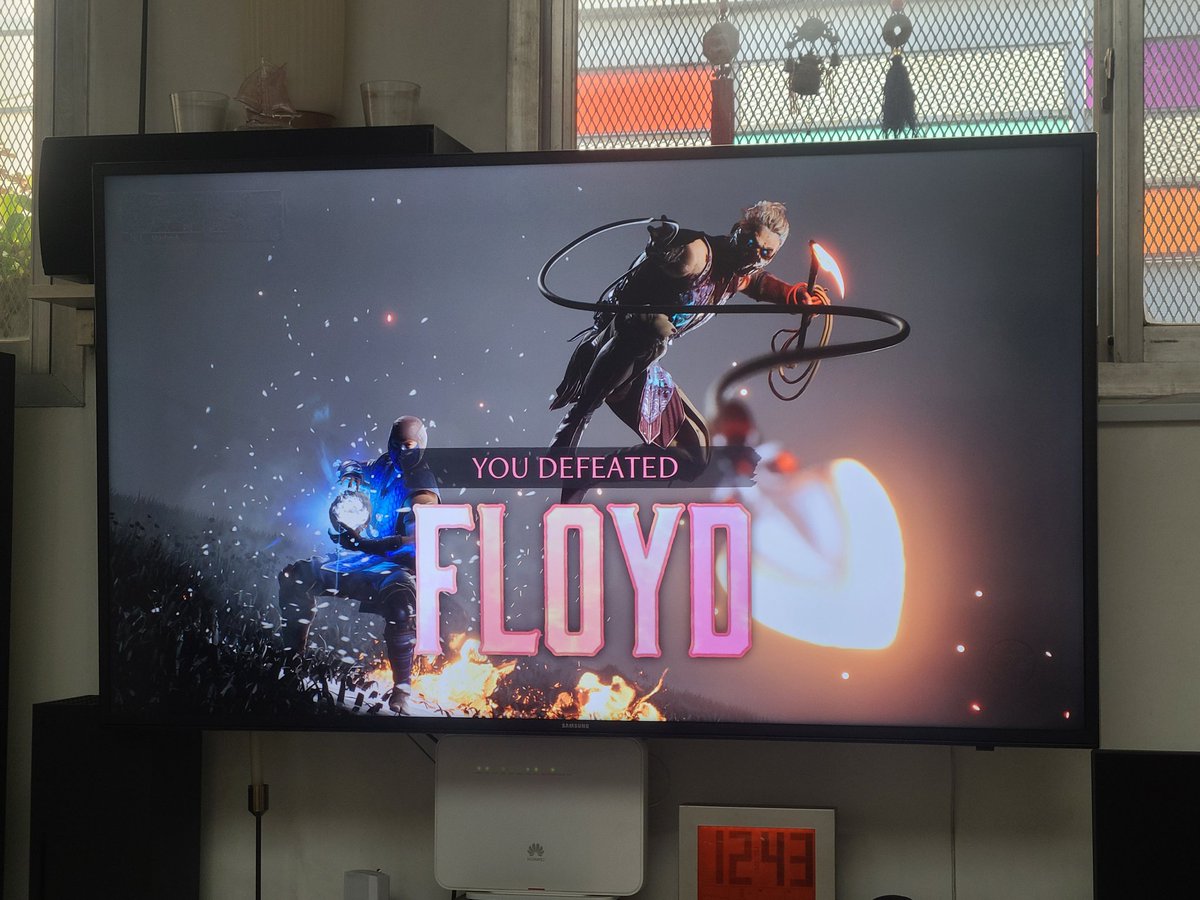 CanoGustavo's tweet photo. @thethiny @interloko Finally i got Floyd!!! Thank you!!! https://t.co/lUrBf5uaE3