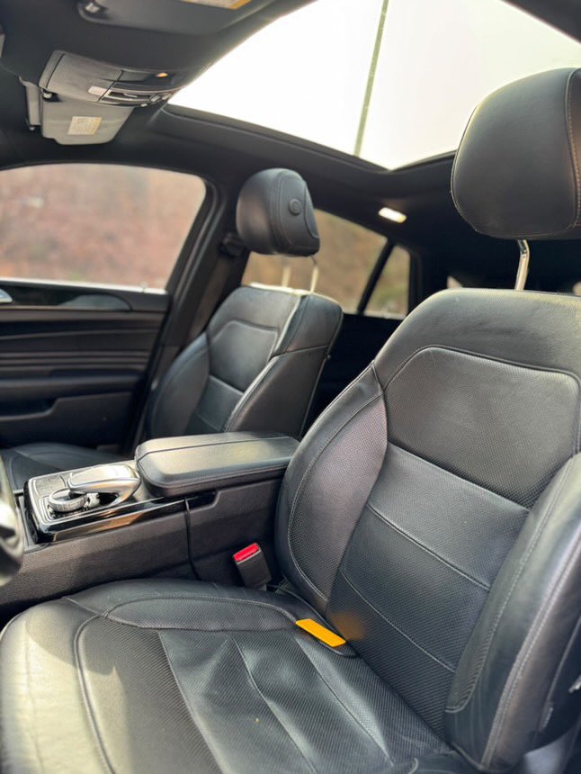 Foreign Used super clean 2019 Mercedes Benz coupe gle 43
Price: N78,000,000🤨🤨

Clean title || non- accidented || full custom duty || Foreign used

Please retweet bosses, Our helper can be in your timeline 🙏🏿
LOCATION - ABUJA 
CALL 07038686162