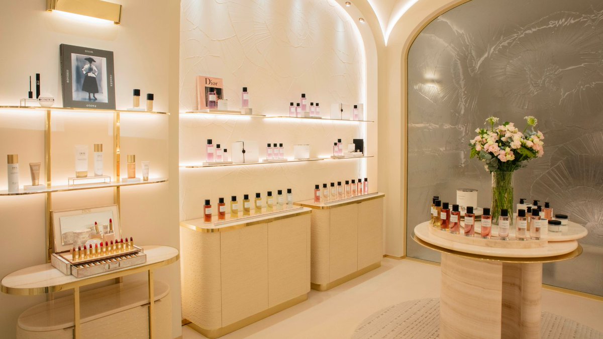 Recharge, recover and relax at the Dior Spa in Paris’ Plaza Athénée. Indulge in luxury treatments, holistic rituals and unwind in a sauna, hammam, or beauty room. #ExploreFrance
PC: matthieu salvaing