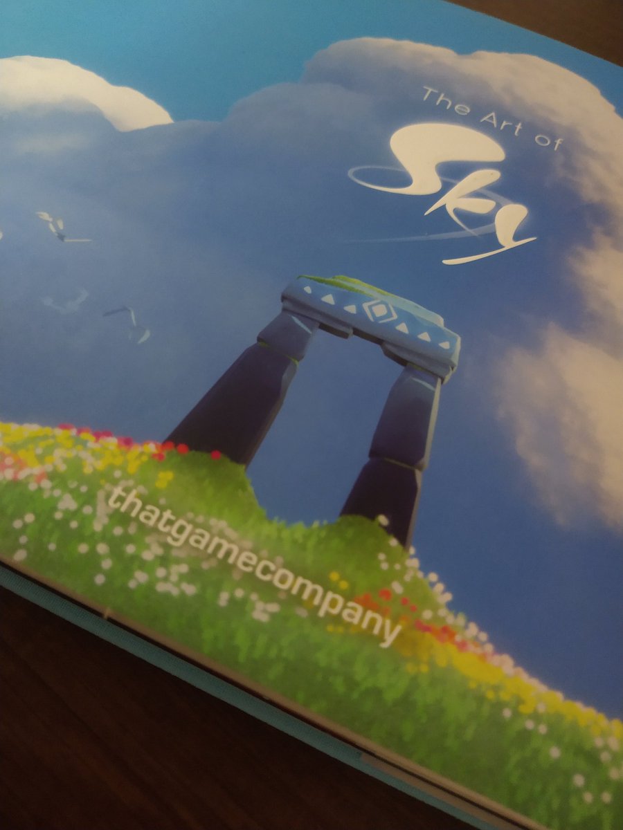 diellomeira's tweet photo. The gift I got from @thatgamecompany, a stunning art book of the social-adventure MMO @thatskygame https://t.co/04t0rOk5Vd
