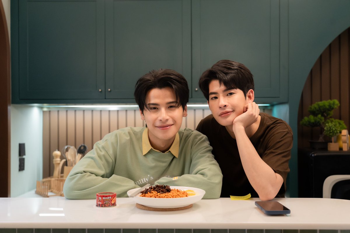 SweetToothTH's tweet photo. ขอบคุณทุกคนที่มาจอยกันใน SPACES อย่าลืมตามไปดูย้อนหลังกันด้วยน้าา ใครดูแล้วชอบซีนไหนบ้าง มาบอกกันหน่อยยย ✨

🔗 #MrRomanticMV MV OUT NOW!
https://t.co/IODVXEaq7b

#SweetToothGoodDentistEP4 https://t.co/7dHRz7lSIf