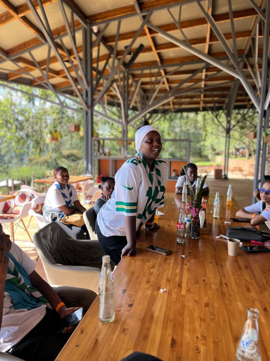 YessGirlsRwanda's tweet photo. During Her Sanctuary Nature Retreat we conducted a session on "Realities of being a teenager" We listened to the experiences shared by some of the 20 girls aged 13–19, and offered insights on how to navigate the teenage years while prioritizing mental wellbeing.
#hersanctuary https://t.co/Ip131VAvbP