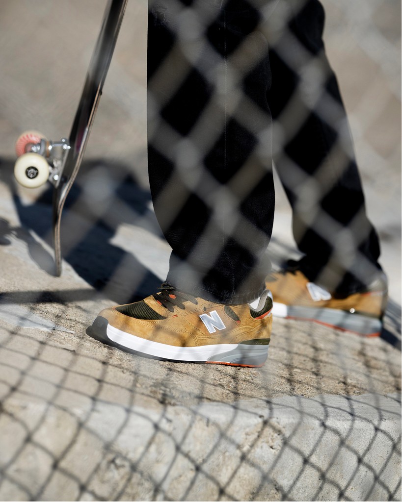 nbnumeric's tweet photo. We can’t sell you Reynolds’ flick, but we can offer a shoe that can withstand his. Proudly introducing the 933, the Andrew Reynolds signature model. https://t.co/0t8pbW2dCm