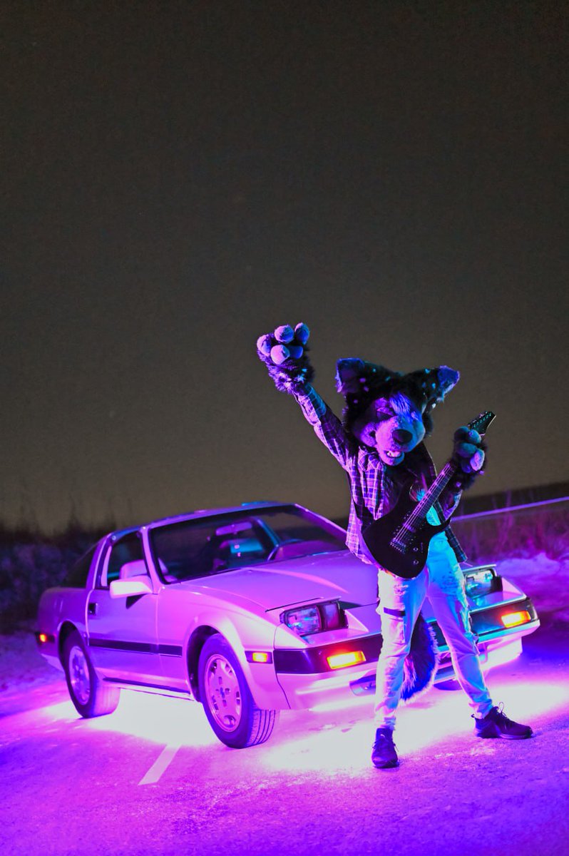 Who wouldn't want to rock and ride with this wolf on #FursuitFriday 📸 - <a href="/attorneyatcaw/">CORVID-19</a>