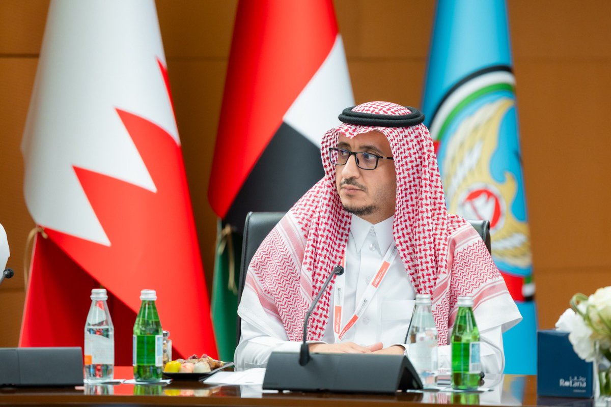 mal_assiri's tweet photo. سعدت بمشاركة زملائي قيادات كليات التربية بدول مجلس التعاون لدول الخليج العربية في الملتقى التاسع بكلية التربية - جامعة الإمارات العربية المتحدة، فلهم خالص الشكر والتقدير، وبفضل الله وتوفيقه تستضيف كلية التربية جامعة الملك خالد الملتقى العاشر 2026. https://t.co/ZoX0xbO9KH