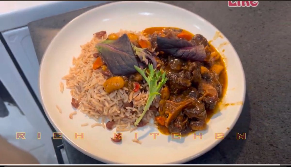 Rich Finger, licking Kitchen tweet media