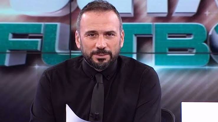 Maçtan sonra yayına Bodrumspor'un başkanını bağlayıp, Galatasaray ve Fenerbahçe maçlarındaki kadro tercihlerinin nedeni sorabilecek misin ? <a href="/ertemsener/">Ertem Şener</a>