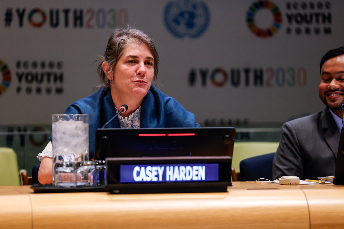 UN Youth Office tweet media