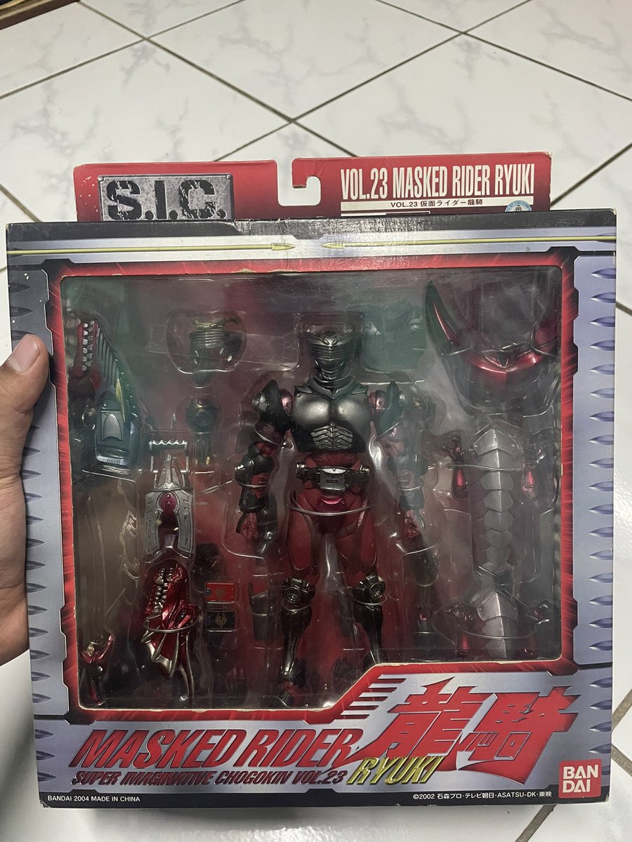 _amjer_'s tweet photo. MASKED RIDER FIGURE TO SELL. 

The S.I.C. Vol. 27 Masked Rider Zolda and Masked Rider Taiga - RM420 nego

The S.I.C. Vol. 23 Masked Rider Ryuki - RM450 nego

whatsapp- 0123512485 https://t.co/KbPLDltluv