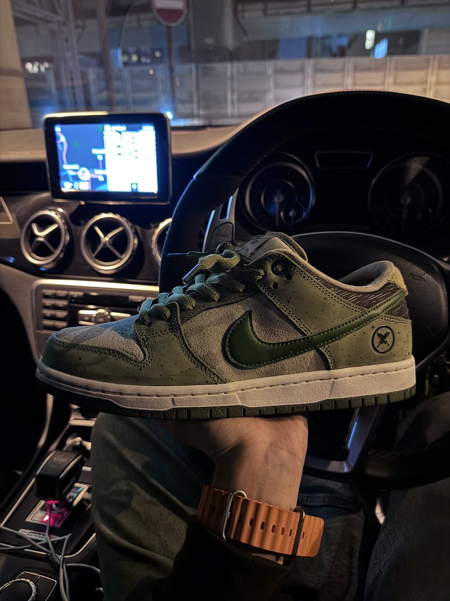 book_m_'s tweet photo. この価格のスニーカーでも久しくスニーカー買ってなかったから嬉しい、また集める
とりあえず堀米ダンク https://t.co/84F3sk3xKT