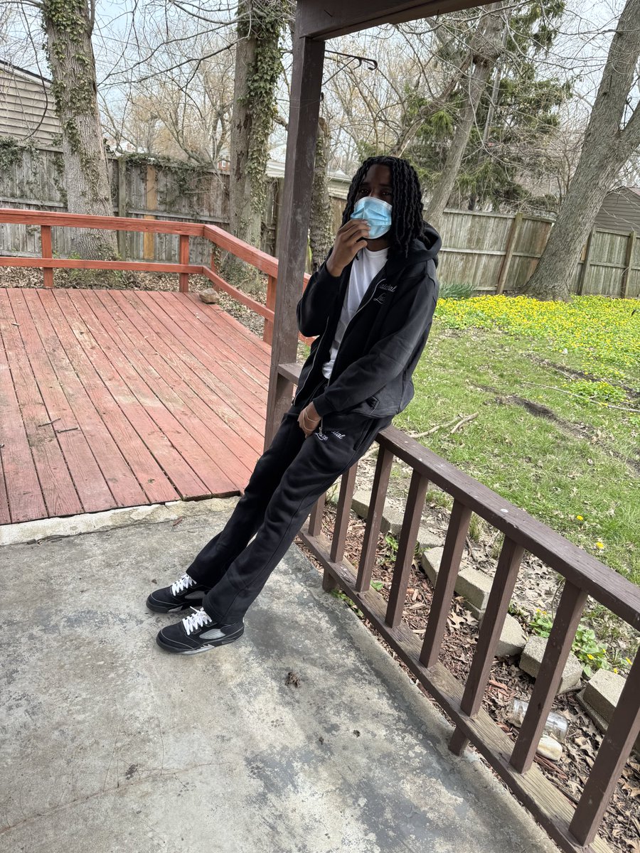 Tryna Get Back To Dis Pape Nigga Fuck Dem Hoes, I Den Served To Many Feins I Can’t Call On Jesus ❤️‍🩹