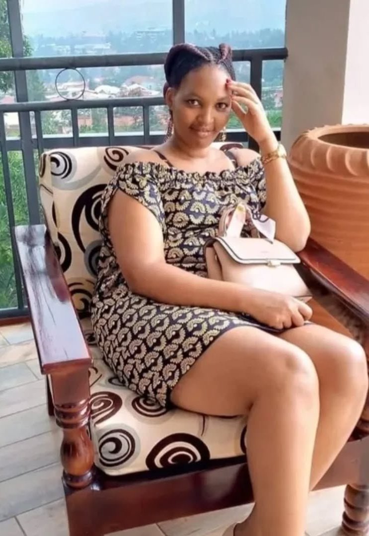 Nageze iwanyu munsi yuruhu nsanga iseseme barayibaga maze isekurume iranterura no kukinyama cyinzu ngo piiii🤣🤣